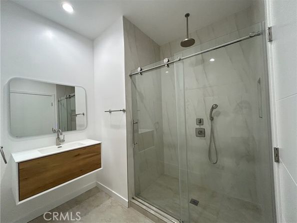 10363 Commerce Avenue, Tujunga (los Angeles) CA 91042