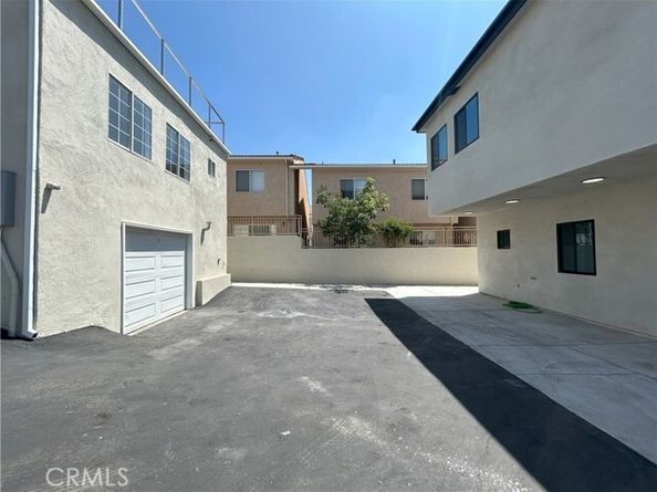 10363 Commerce Avenue, Tujunga (los Angeles) CA 91042