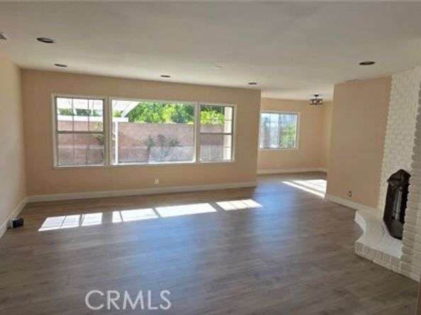 8849 Swinton Avenue, North Hills (los Angeles) CA 91343