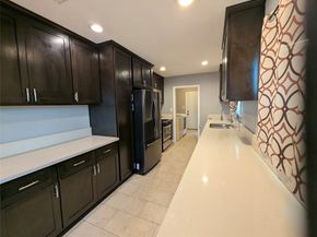 14947 Chatsworth Street, San Fernando CA 91345