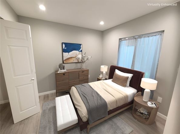 14947 Chatsworth Street, San Fernando CA 91345