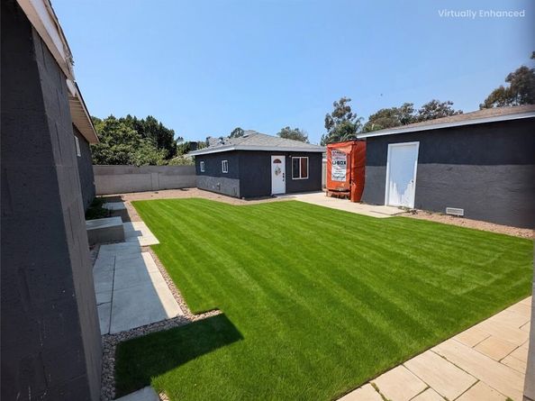 14947 Chatsworth Street, San Fernando CA 91345