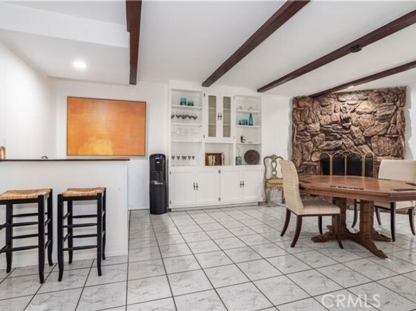 16216 Plummer, North Hills (los Angeles) CA 91343