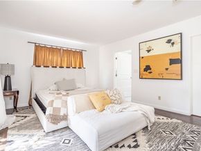16216 Plummer, North Hills (los Angeles) CA 91343