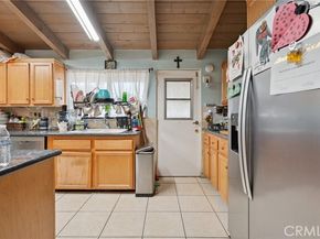17531 Romar Street, Northridge (los Angeles) CA 91325