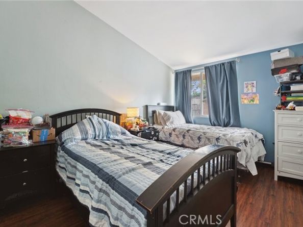 17531 Romar Street, Northridge (los Angeles) CA 91325