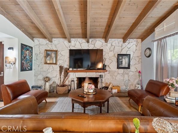 17531 Romar Street, Northridge (los Angeles) CA 91325