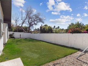 23312 Ostronic, Woodland Hills (los Angeles) CA 91367