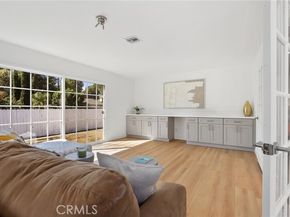 23312 Ostronic, Woodland Hills (los Angeles) CA 91367