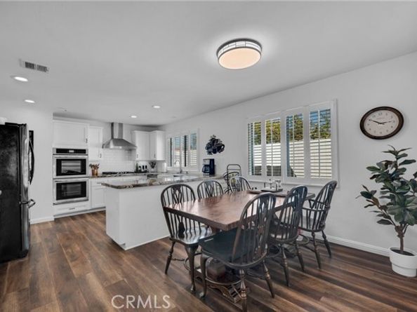 17004 Gledhill Street, Northridge (los Angeles) CA 91325
