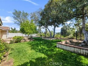 17004 Gledhill Street, Northridge (los Angeles) CA 91325