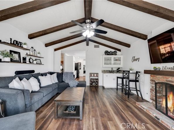 17004 Gledhill Street, Northridge (los Angeles) CA 91325