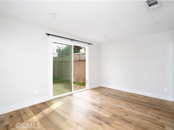 6714 Amigo, Reseda (los Angeles) CA 91335