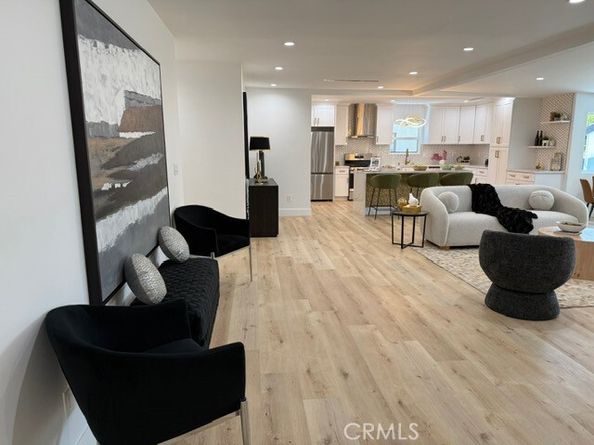 20406 Londelius, Winnetka (los Angeles) CA 91306