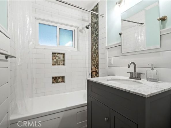 13197 Leach Street, Sylmar (los Angeles) CA 91342