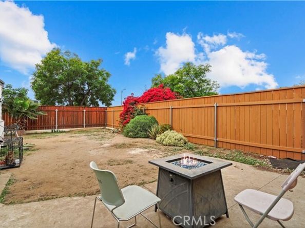 13197 Leach Street, Sylmar (los Angeles) CA 91342