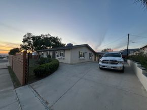 13197 Leach Street, Sylmar (los Angeles) CA 91342