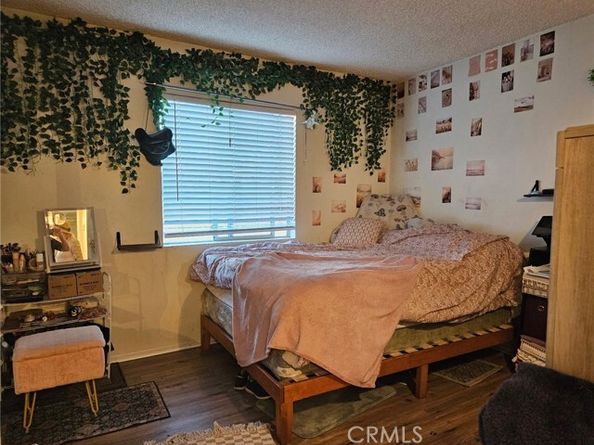 18307 Burbank Boulevard 41, Tarzana (los Angeles) CA 91356