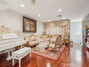 13225 Victory Boulevard, Los Angeles CA 91401