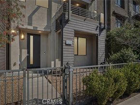 13225 Victory Boulevard, Los Angeles CA 91401