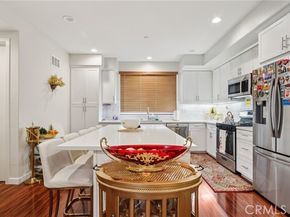 13225 Victory Boulevard, Los Angeles CA 91401