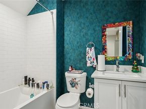 13225 Victory Boulevard, Los Angeles CA 91401
