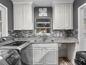 13761 Dronfield Avenue, Sylmar (los Angeles) CA 91342