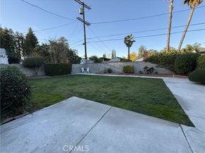 18237 Valley Vista, Tarzana (los Angeles) CA 91356