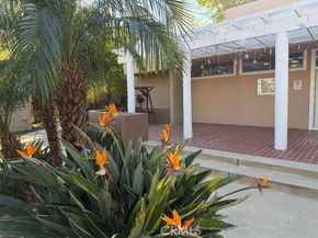 10331 Lindley Avenue 105, Northridge (los Angeles) CA 91326