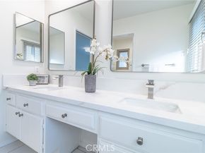 6716 Clybourn, North Hollywood (los Angeles) CA 91606