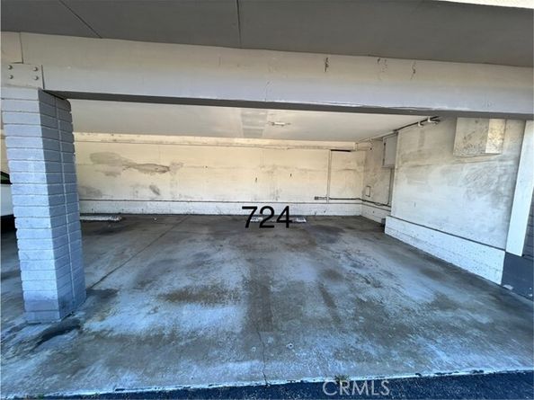 25307 Pine Creek, Wilmington (los Angeles) CA 90744