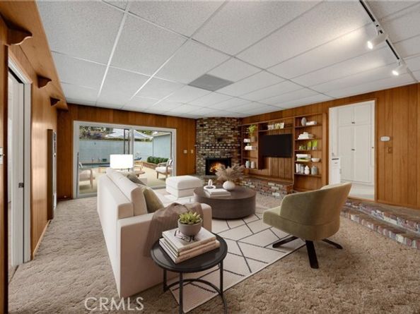 8828 Zeiler, Arleta (los Angeles) CA 91331