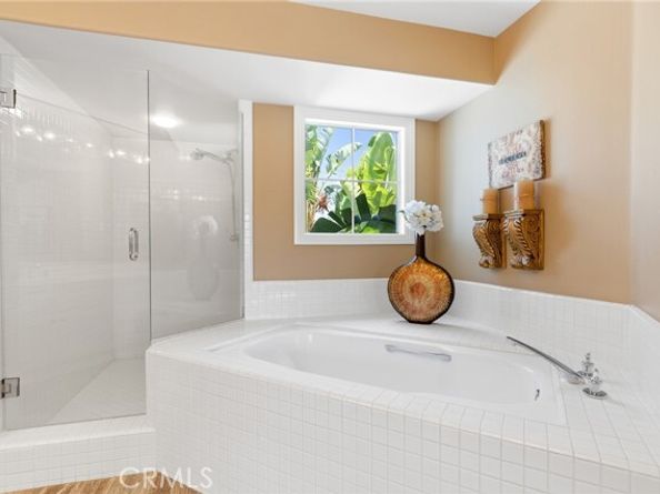 4 Vista Frondosa, Rancho Santa Margarita CA 92688