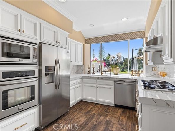 4 Vista Frondosa, Rancho Santa Margarita CA 92688