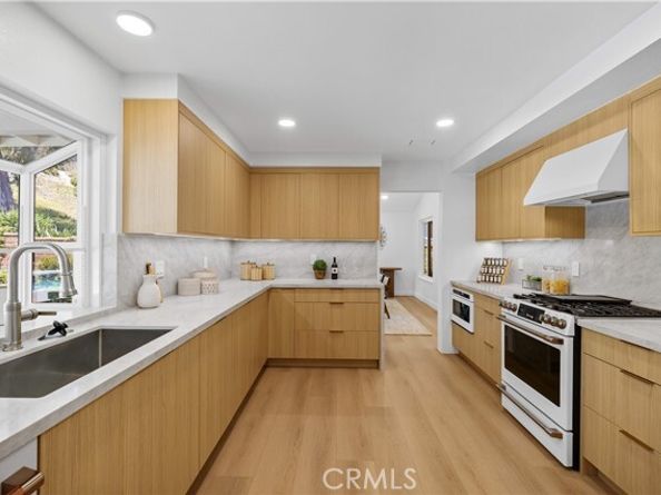21721 Rushford Drive, Lake Forest (el Toro) CA 92630