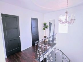 15401 Saticoy Street, Van Nuys (los Angeles) CA 91406