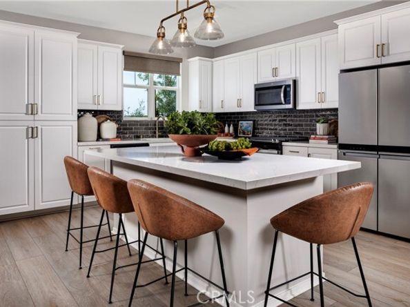 4051 S. Sunflower Paseo, Ontario CA 91761