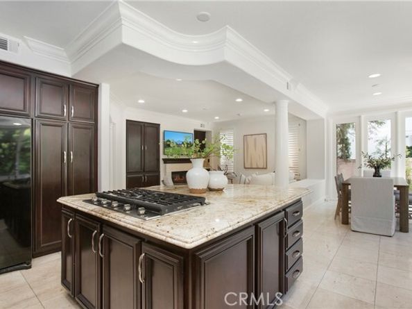 25 Santa Maria, Lake Forest (el Toro) CA 92610
