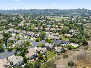 9 Hedgeland, Laguna Hills CA 92679
