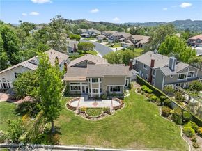 9 Hedgeland, Laguna Hills CA 92679
