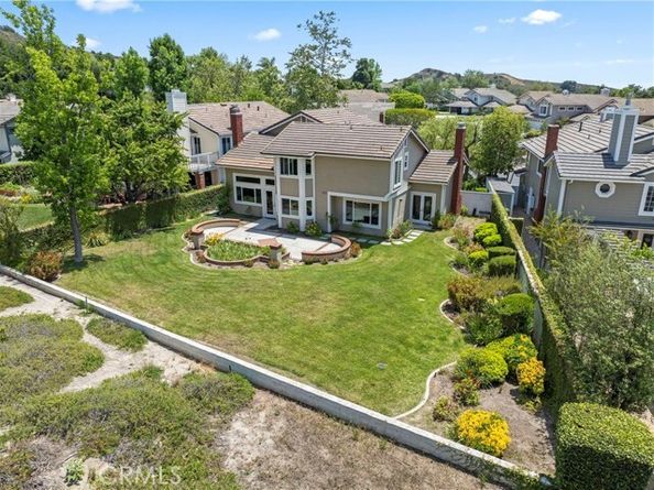 9 Hedgeland, Laguna Hills CA 92679