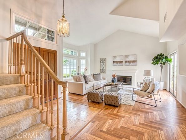 9 Hedgeland, Laguna Hills CA 92679