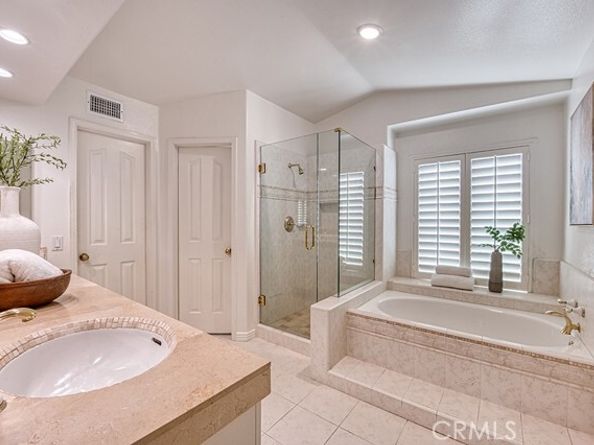 9 Hedgeland, Laguna Hills CA 92679
