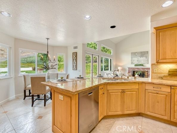 9 Hedgeland, Laguna Hills CA 92679