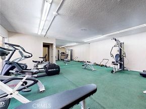 5460 White Oak G101, Encino (los Angeles) CA 91316