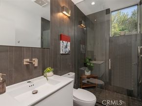 417 Sunset Avenue .5, Venice (los Angeles) CA 90291