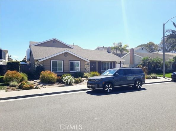 7282 La Mancha Cir, Huntington Beach CA 92647