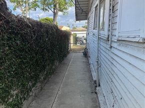 5077 Huntington, Los Angeles CA 90032