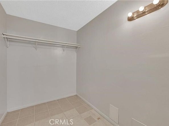 8800 Cedros Avenue 207, Panorama City (los Angeles) CA 91402