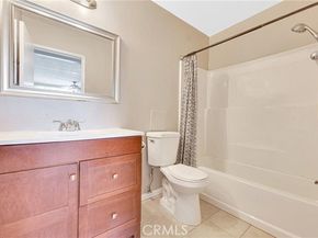 8800 Cedros Avenue 207, Panorama City (los Angeles) CA 91402